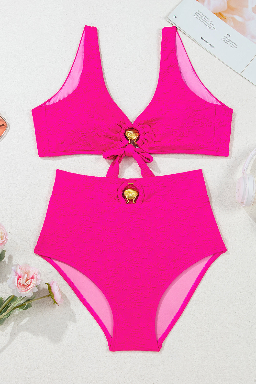 Rose Red Gold Shell Decor Wire-free Knotted 2pcs Bikini Swimsuit