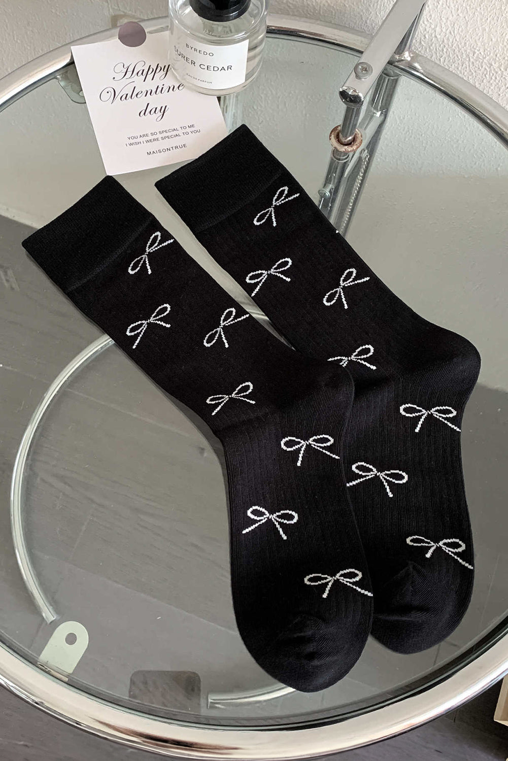 White Bow Knot Print Ribbed Crew Socks