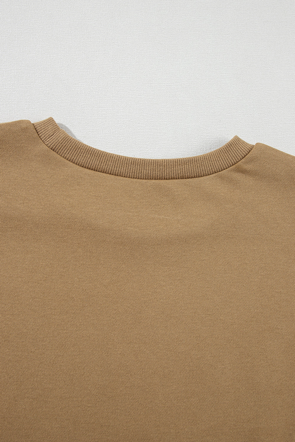 Parchment Solid O Neck High Low Hem Pullover Sweatshirt