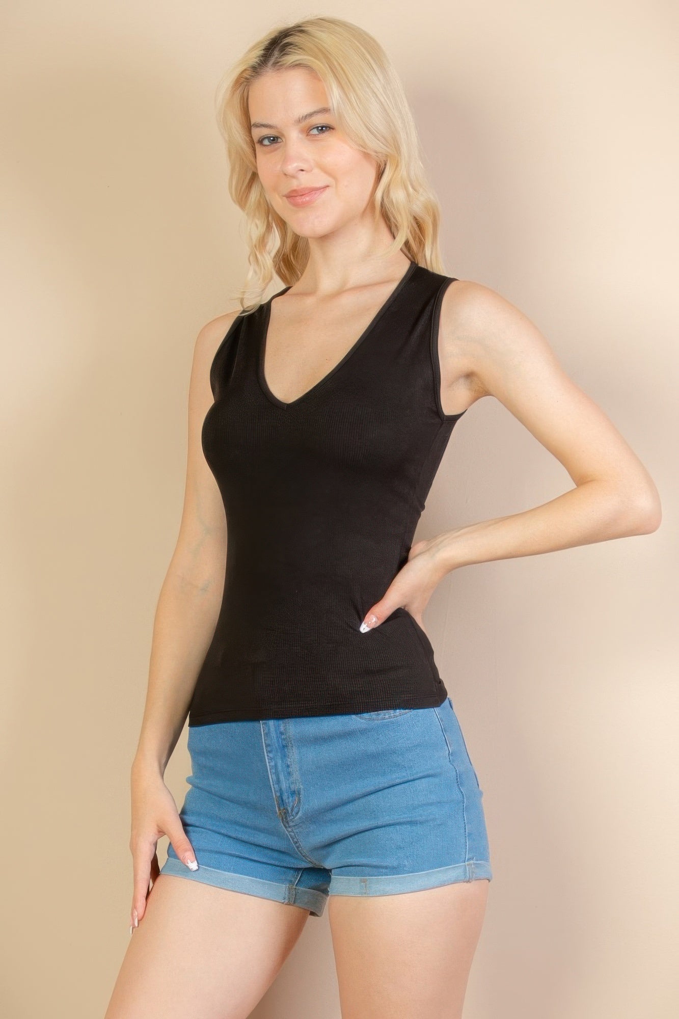 Ribbed V-neck Sleeveless Top