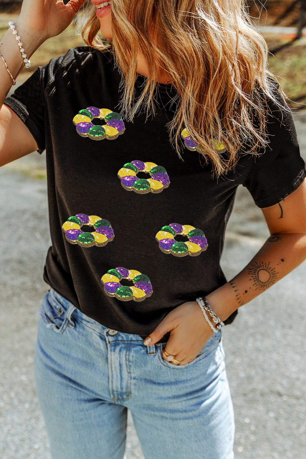 White Sequined Mardi Gras Pattern Crew Neck Short Sleeve Top