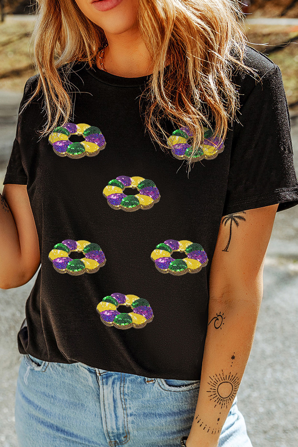 White Sequined Mardi Gras Pattern Crew Neck Short Sleeve Top