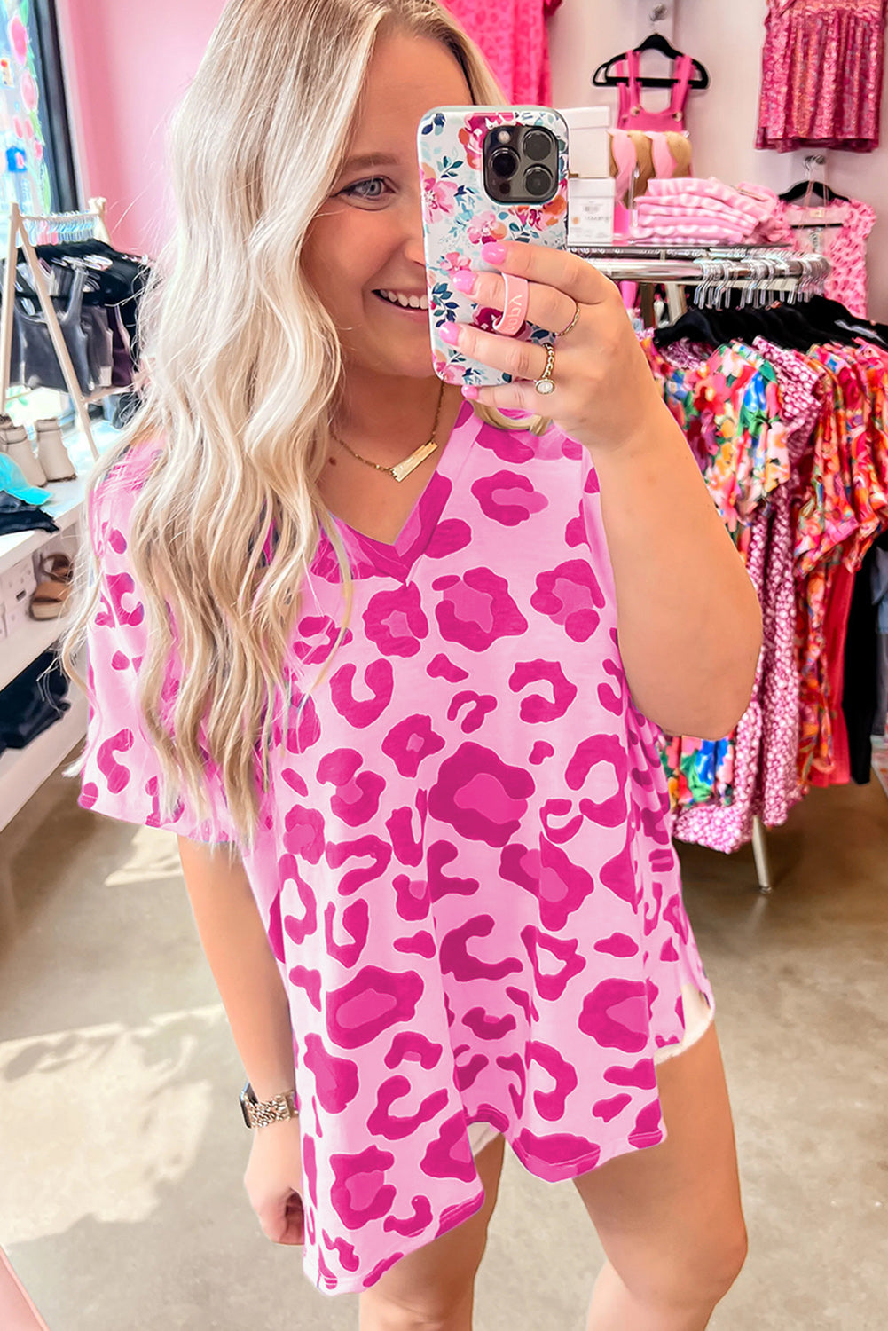 Pink Leopard Print V Neck Plus Size Tee